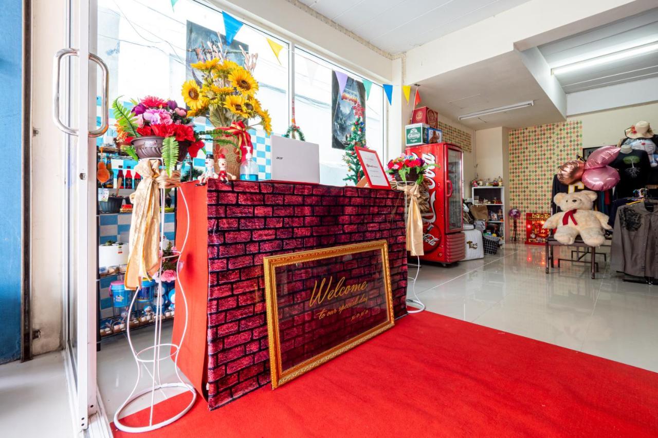 Si Fah At Bangsaen Hotel Ban Rong Khoei Exterior photo