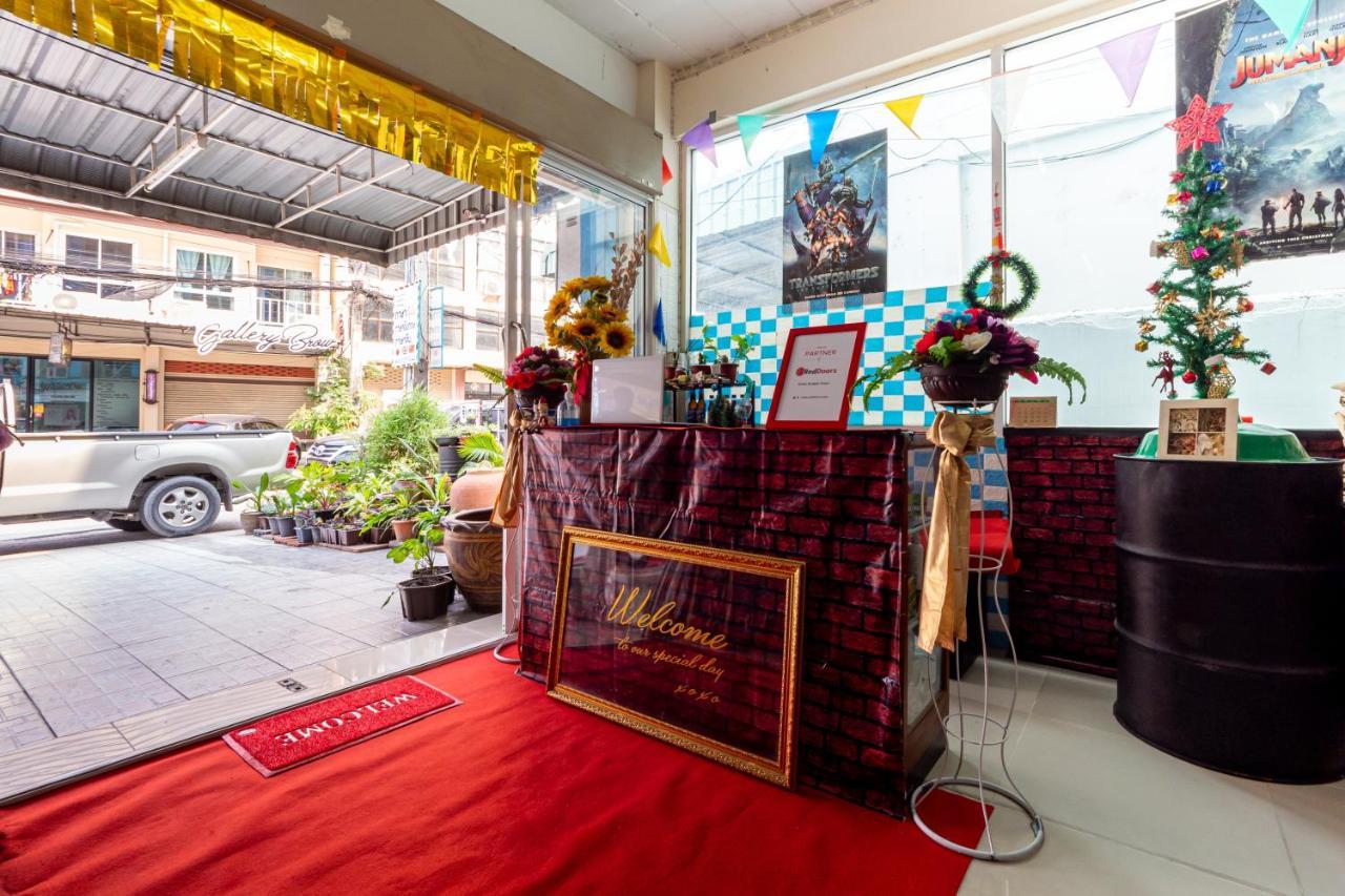 Si Fah At Bangsaen Hotel Ban Rong Khoei Exterior photo